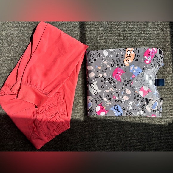Women’s scrubs - Picture 6 of 6
